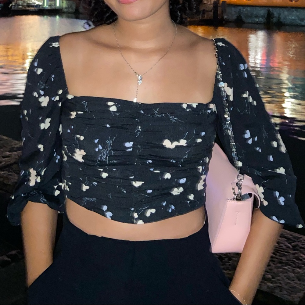Aritzia Wilfred top